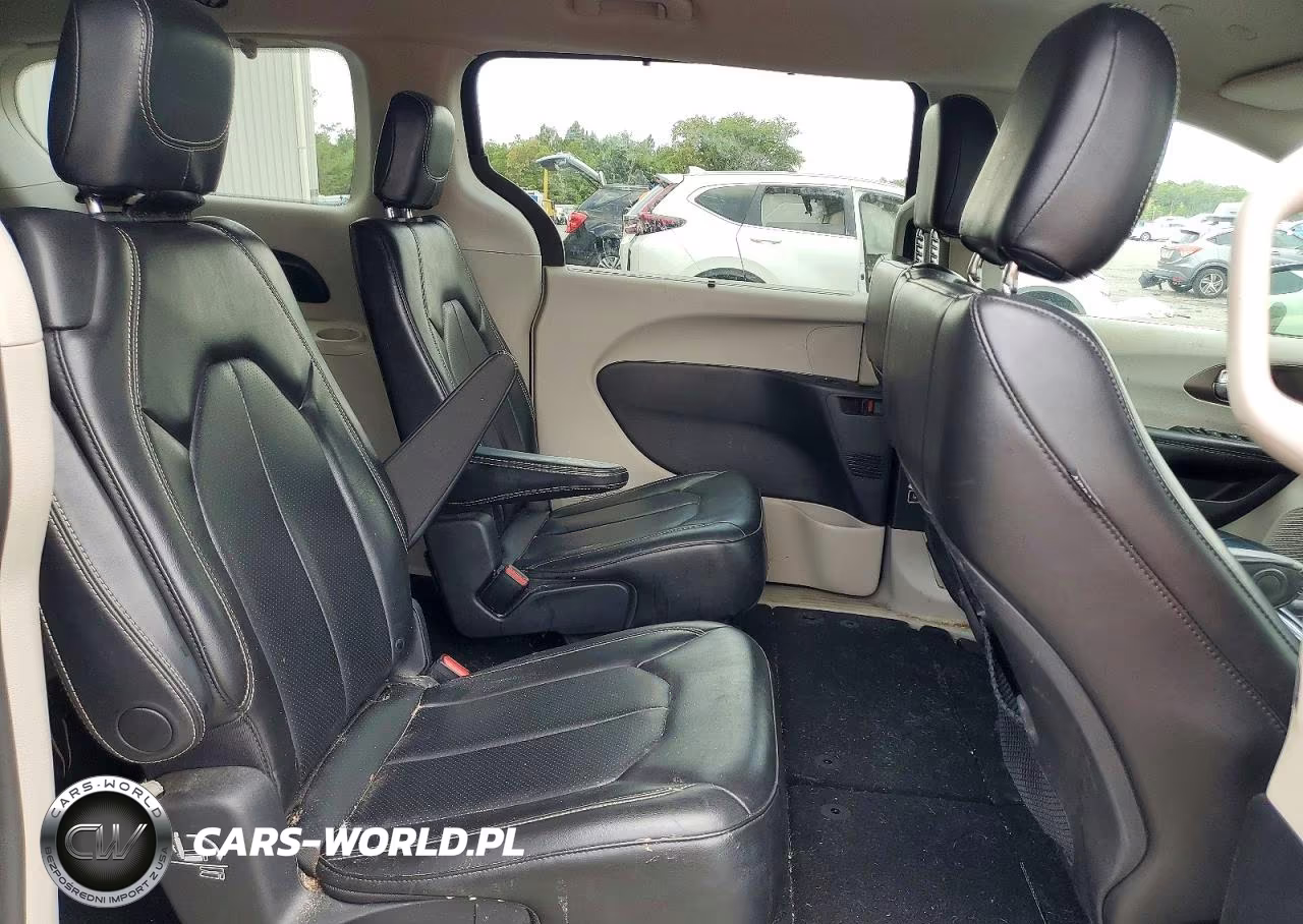 2020 Chrysler Voyager Lxi VIN:2C4RC1DG3LR181956 - 11