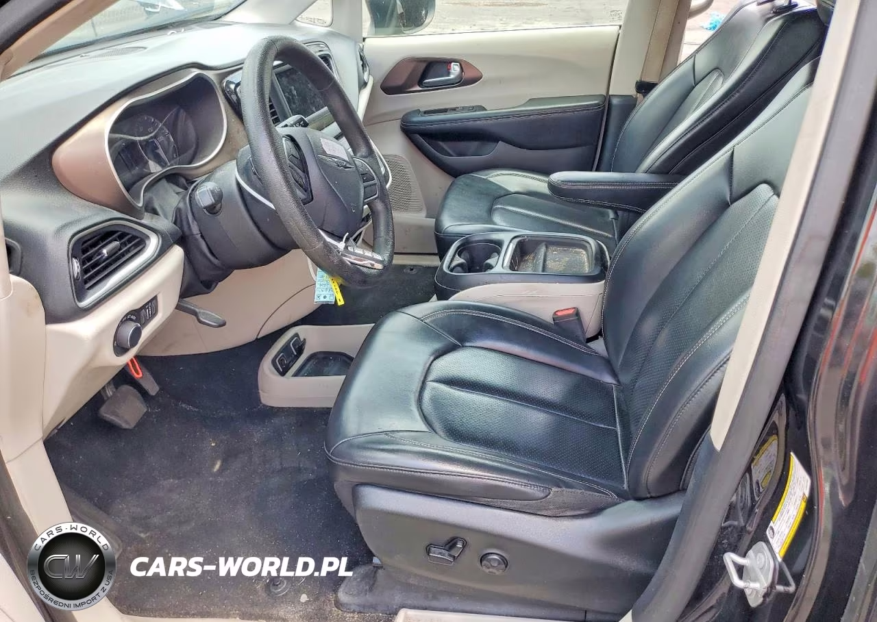 2020 Chrysler Voyager Lxi VIN:2C4RC1DG3LR181956 - 7