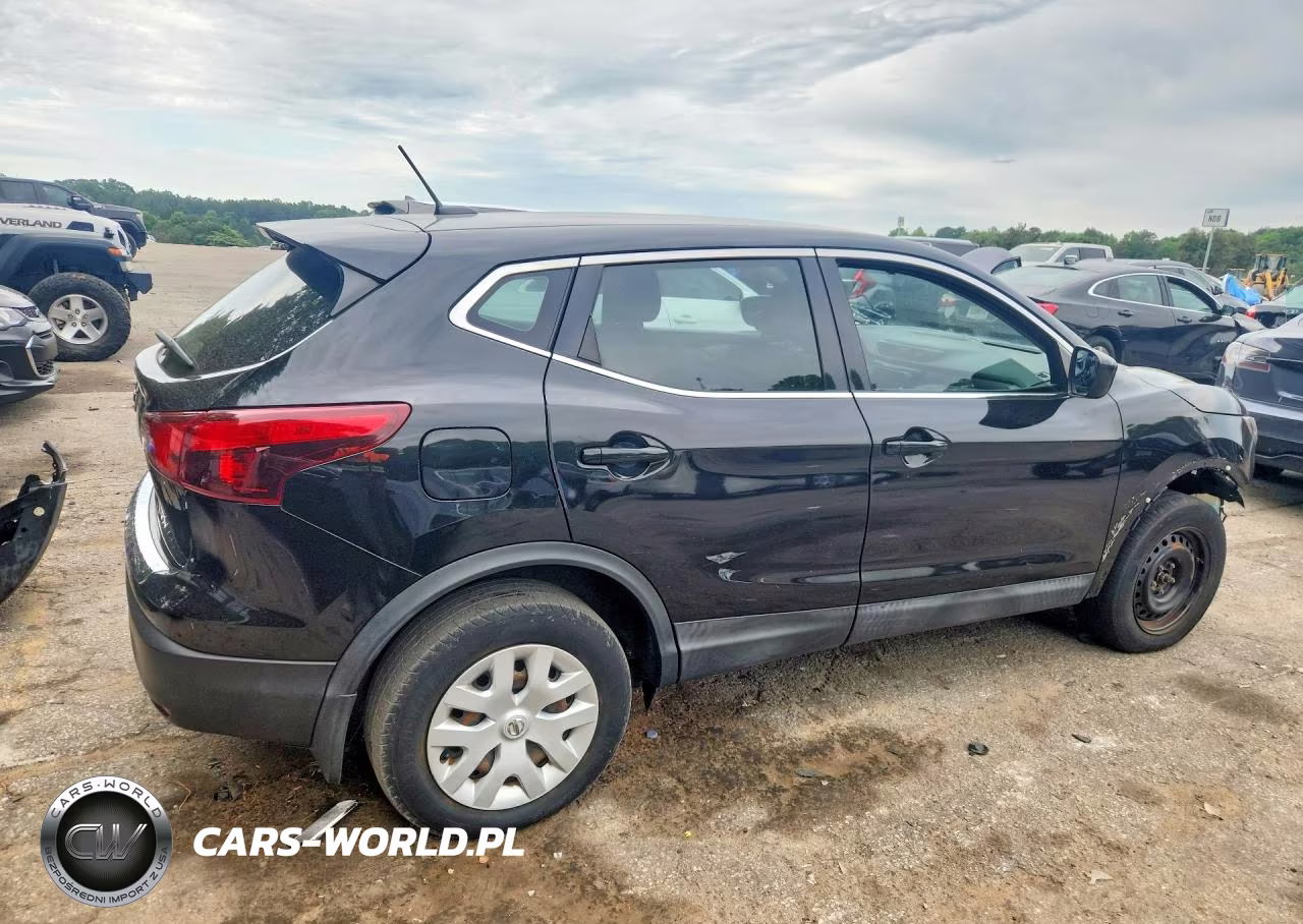 2019 Nissan Rogue Sport S VIN:JN1BJ1CPXKW234895 - 3