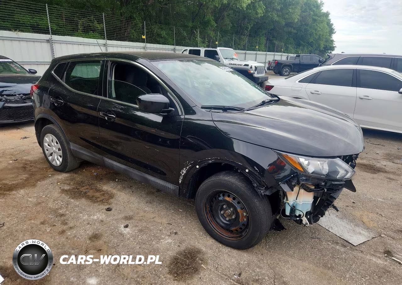 2019 Nissan Rogue Sport S VIN:JN1BJ1CPXKW234895 - 4
