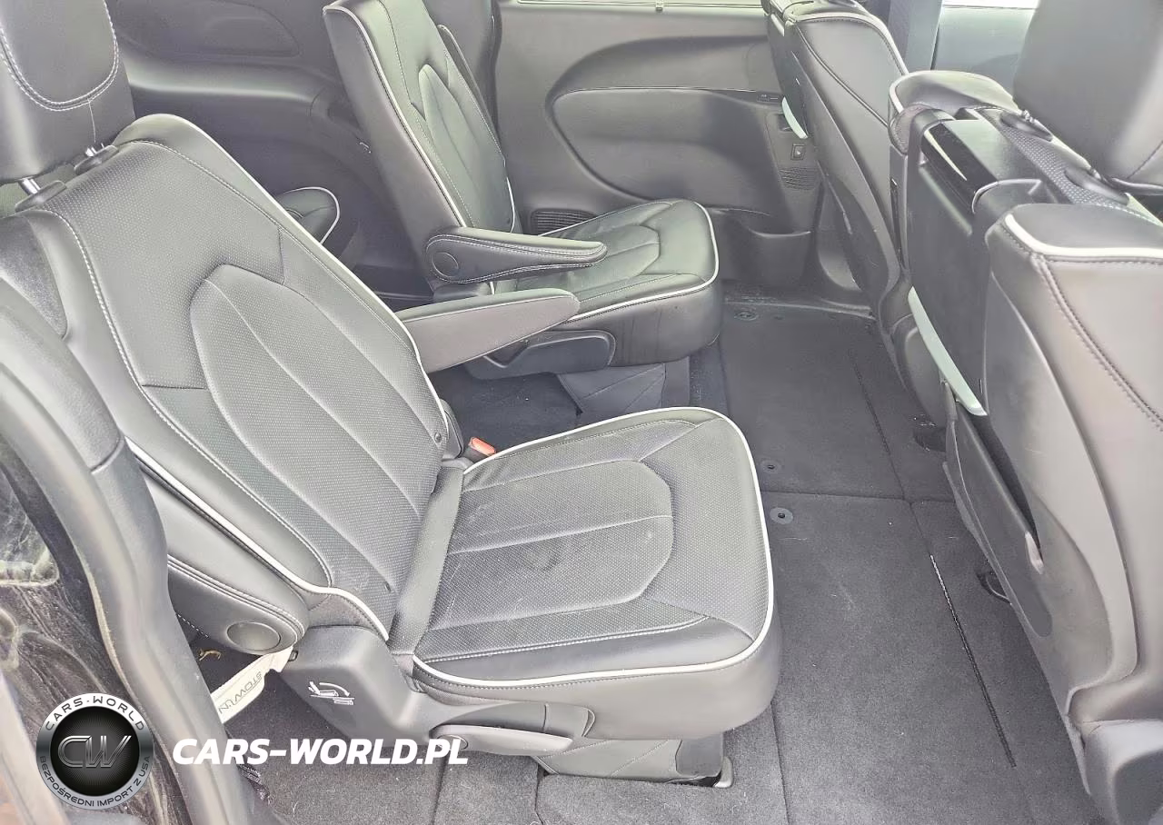 2025 Chrysler Pacifica Limited VIN:2C4RC1GG1SR593464 - 11