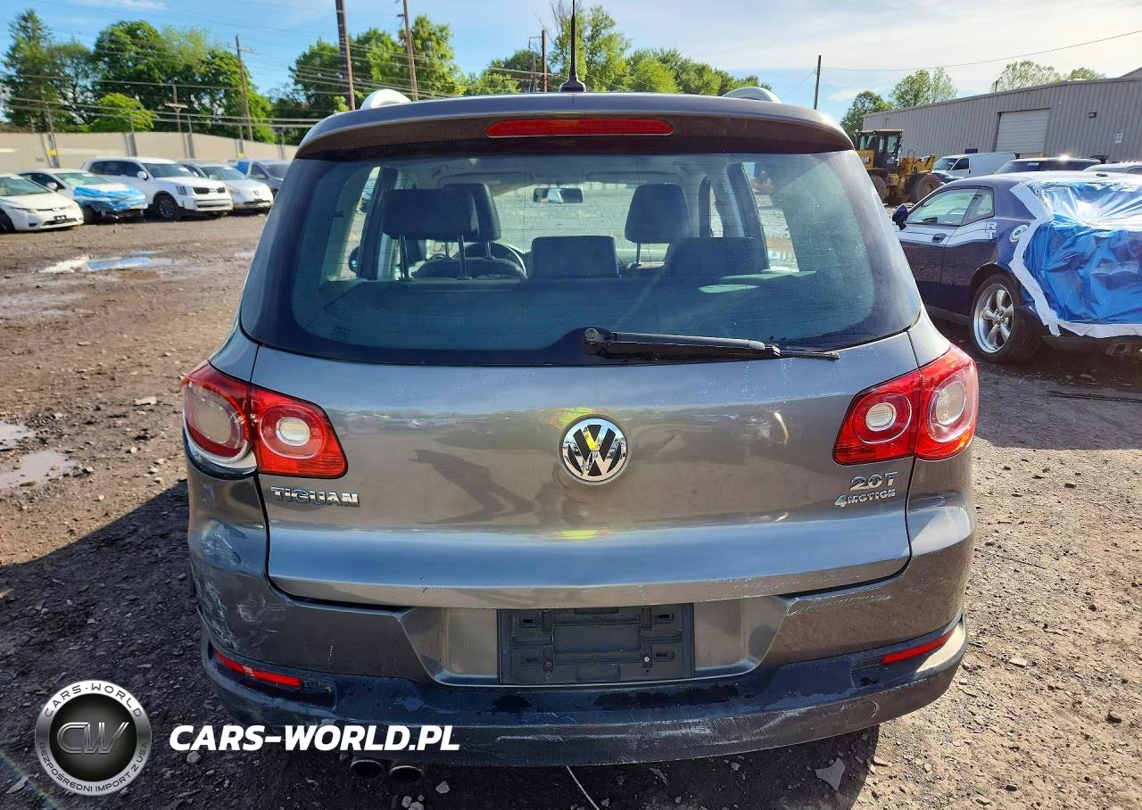 2011 Volkswagen Tiguan S VIN:WVGBV7AX4BW560596 - 6