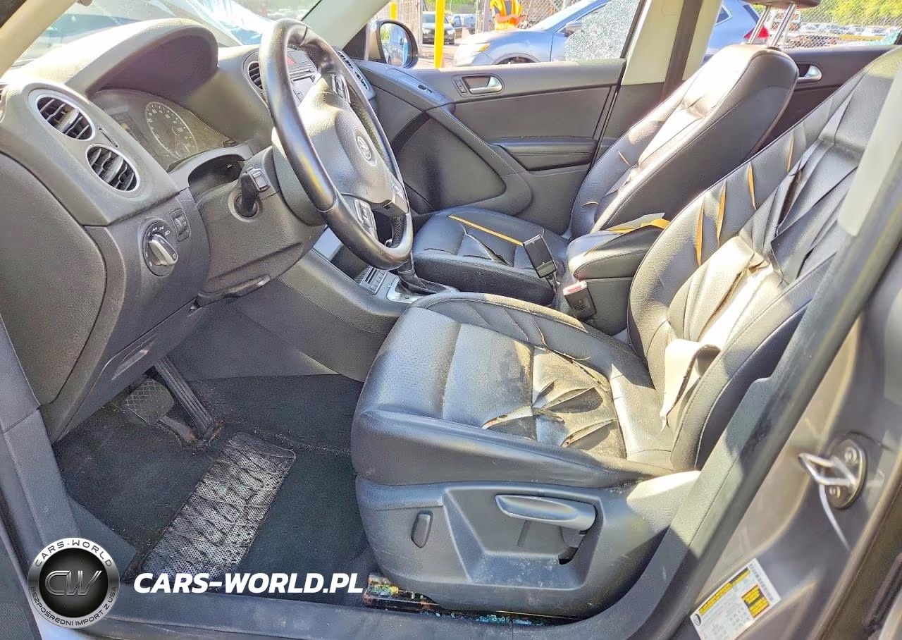 2011 Volkswagen Tiguan S VIN:WVGBV7AX4BW560596 - 7