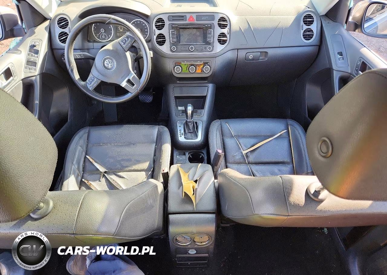 2011 Volkswagen Tiguan S VIN:WVGBV7AX4BW560596 - 8