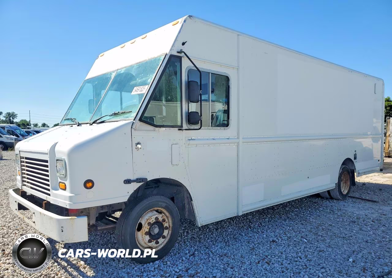 2014 Freightliner Mt45 Chassis Delivery Truck