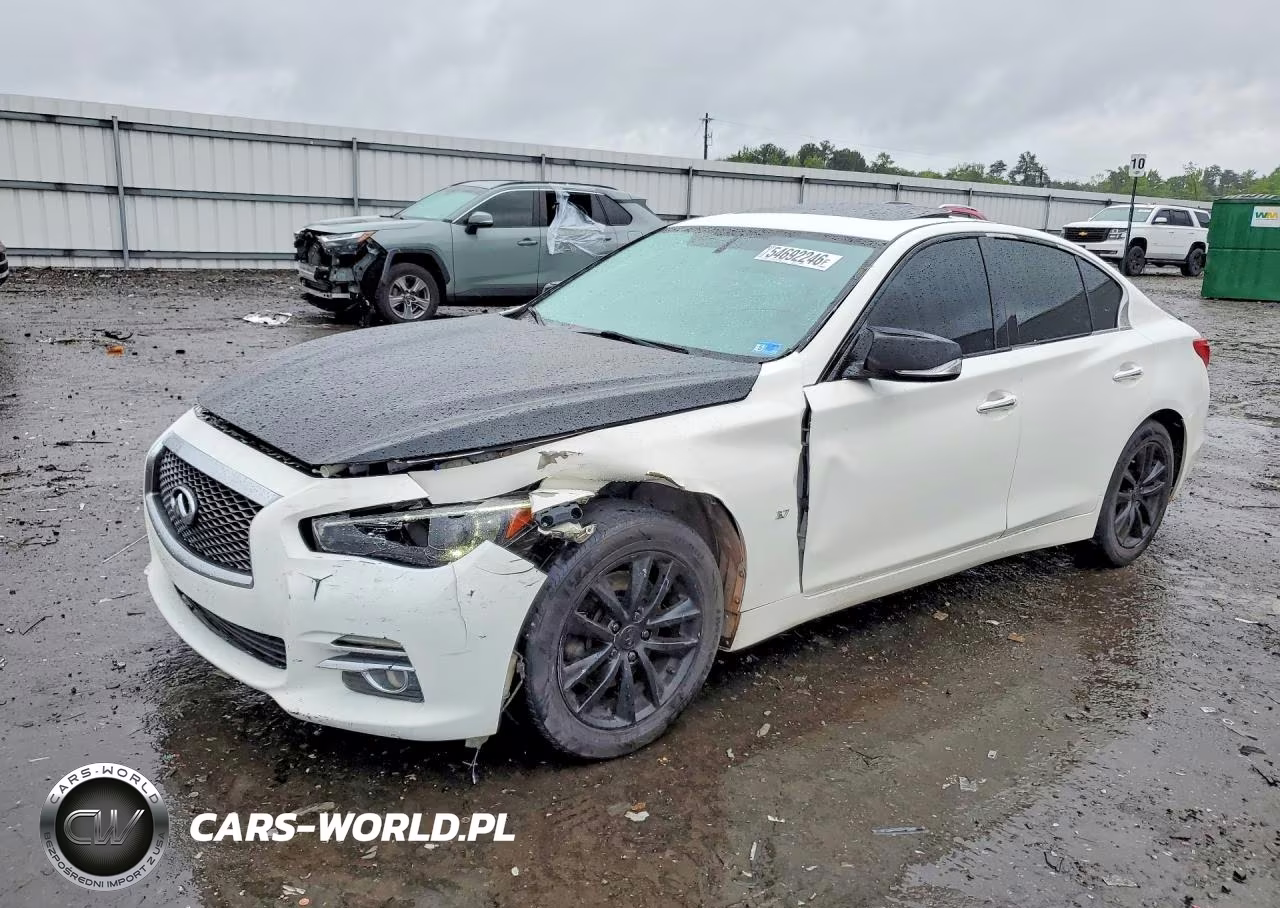 2015 Infiniti Q50 Premium