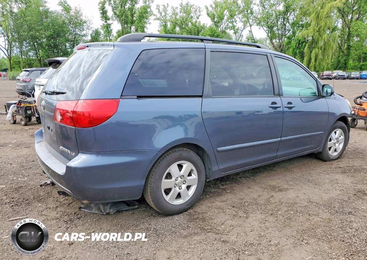 2007 Toyota Sienna Le 7-Passenger VIN:5TDZK23C97S087259 - 3