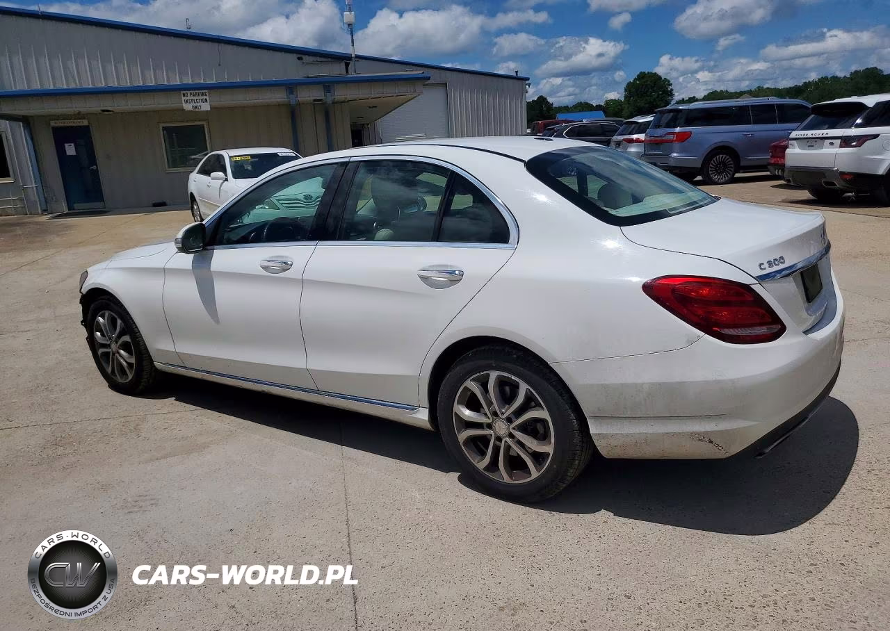 2015 Mercedes-Benz C 300 4Matic VIN:55SWF4KB2FU027725 - 2