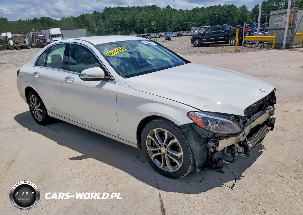2015 Mercedes-Benz C 300 4Matic VIN:55SWF4KB2FU027725 - 4