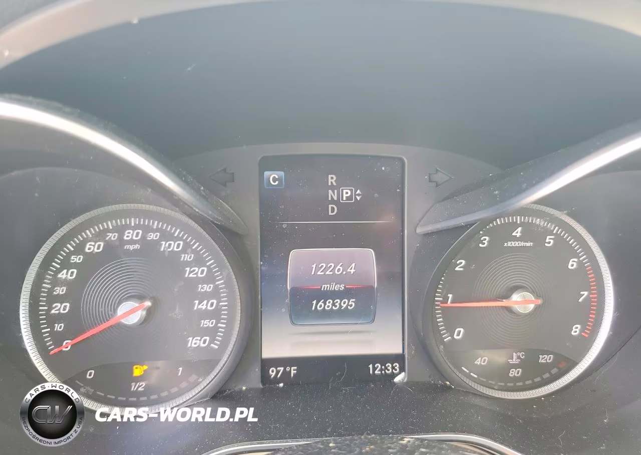 2015 Mercedes-Benz C 300 4Matic VIN:55SWF4KB2FU027725 - 9
