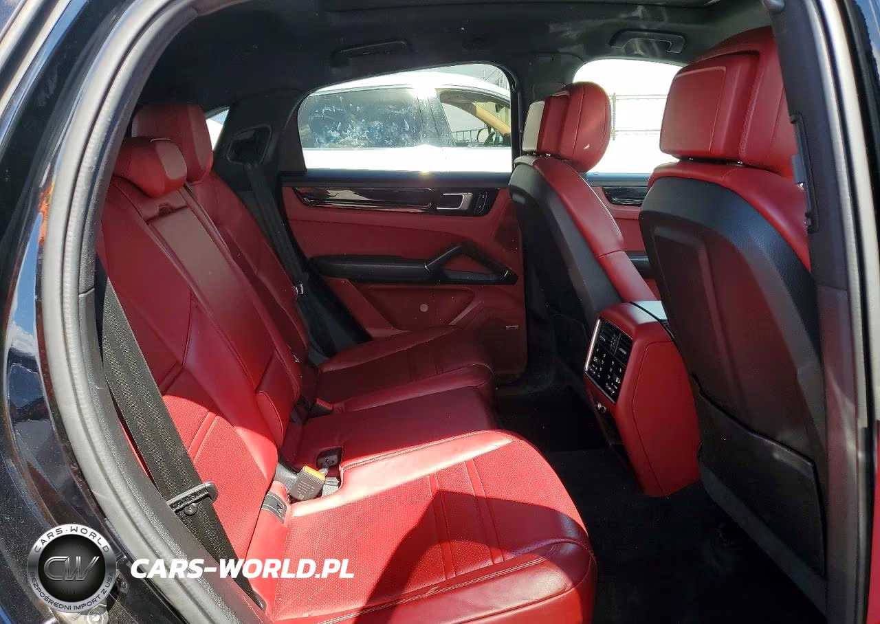 2021 Porsche Cayenne Coupe VIN:WP1BA2AY5MDA43364 - 11