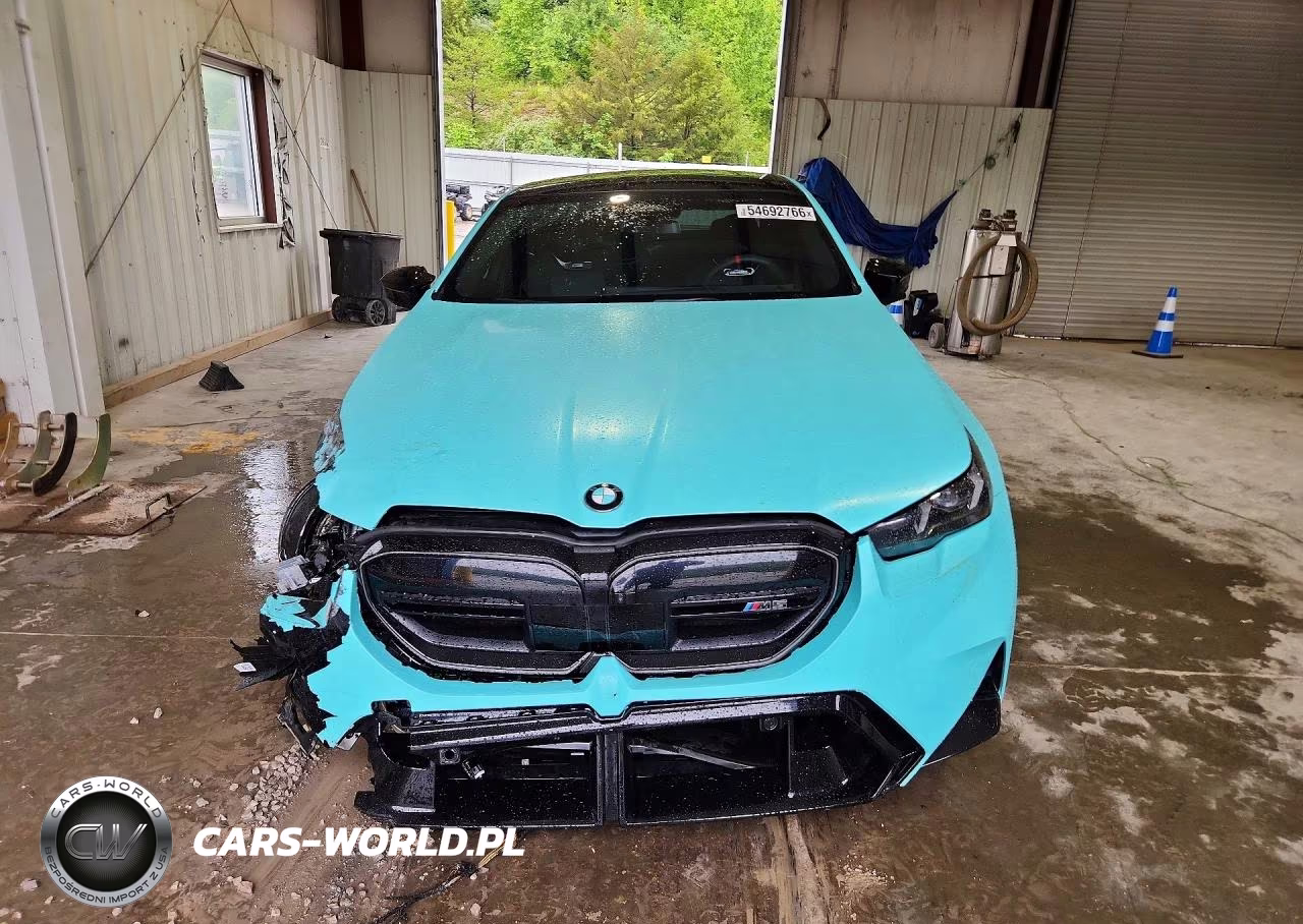2025 BMW M5 VIN:WBS83FK02SCU40077 - 5