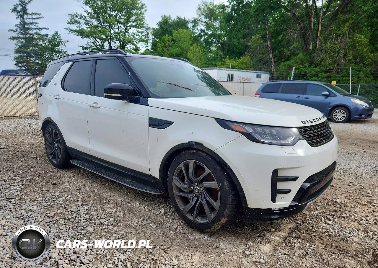 2018 Land Rover Discovery Hse VIN:SALRR2RV1JA055441 - 4