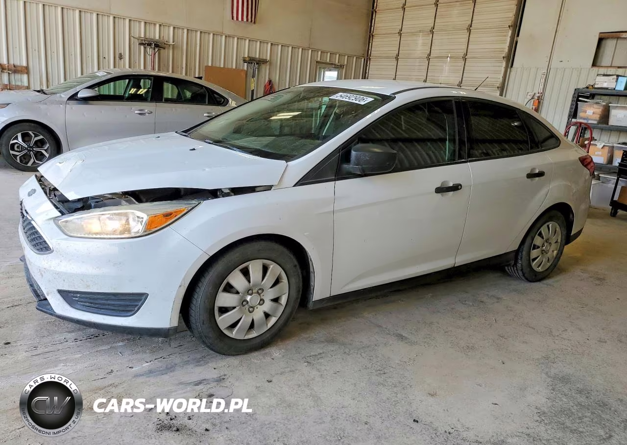 2017 Ford Focus S VIN:1FADP3E29HL235473 - 1