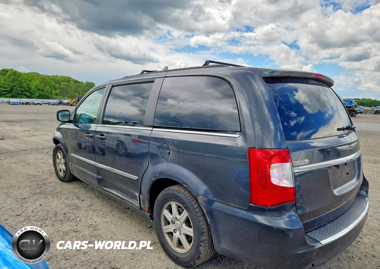2011 Chrysler Town & Country Touring VIN:2A4RR5DG8BR712051 - 2