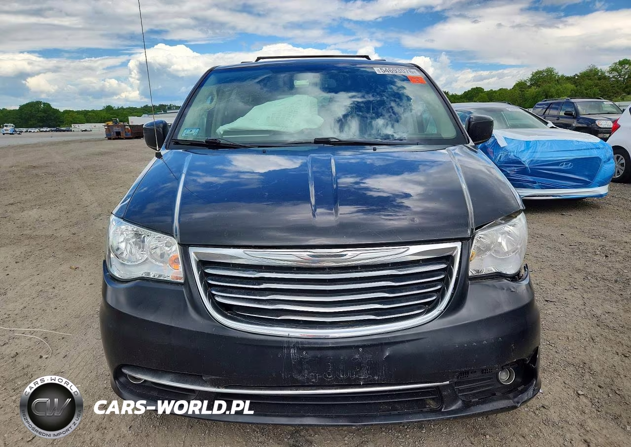 2011 Chrysler Town & Country Touring VIN:2A4RR5DG8BR712051 - 5