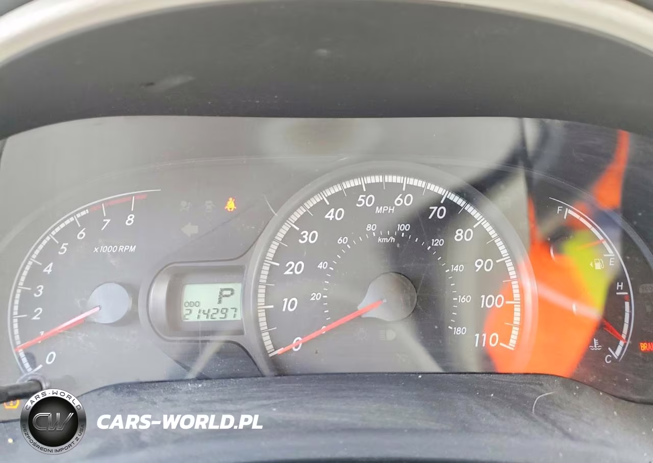 2012 Toyota Sienna Le VIN:5TDKK3DC6CS216204 - 9