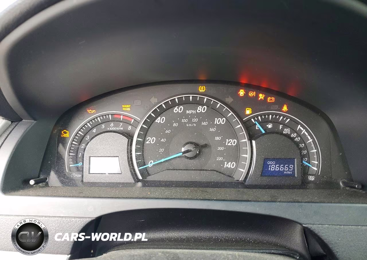 2014 Toyota Camry Le VIN:4T4BF1FK4ER381911 - 9