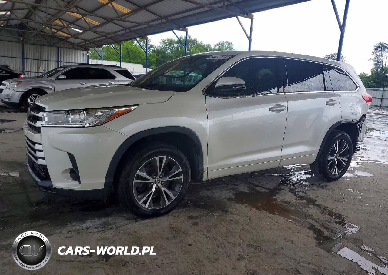2017 Toyota Highlander Le