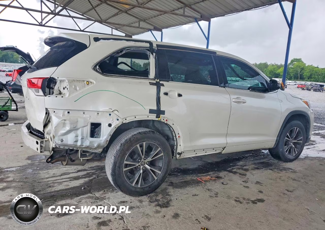 2017 Toyota Highlander Le VIN:5TDZARFH0HS030730 - 3
