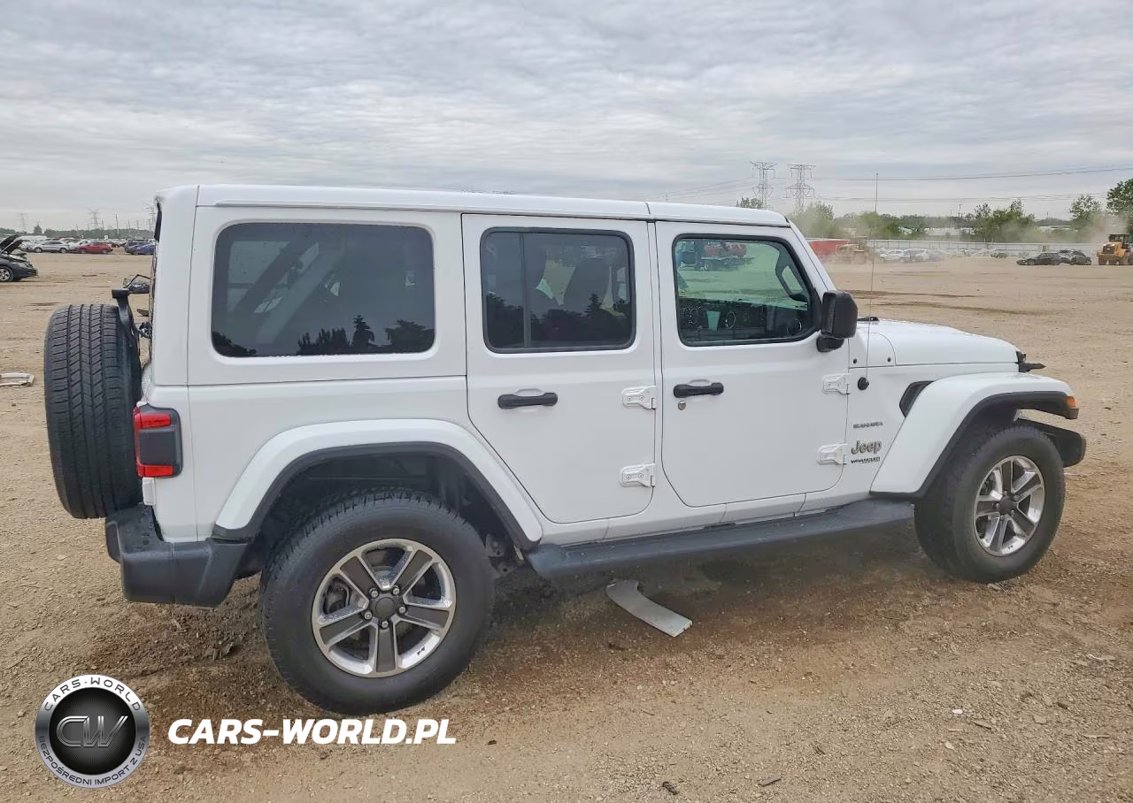 2018 Jeep Wrangler Unlimited Sahara VIN:1C4HJXEG1JW110858 - 3