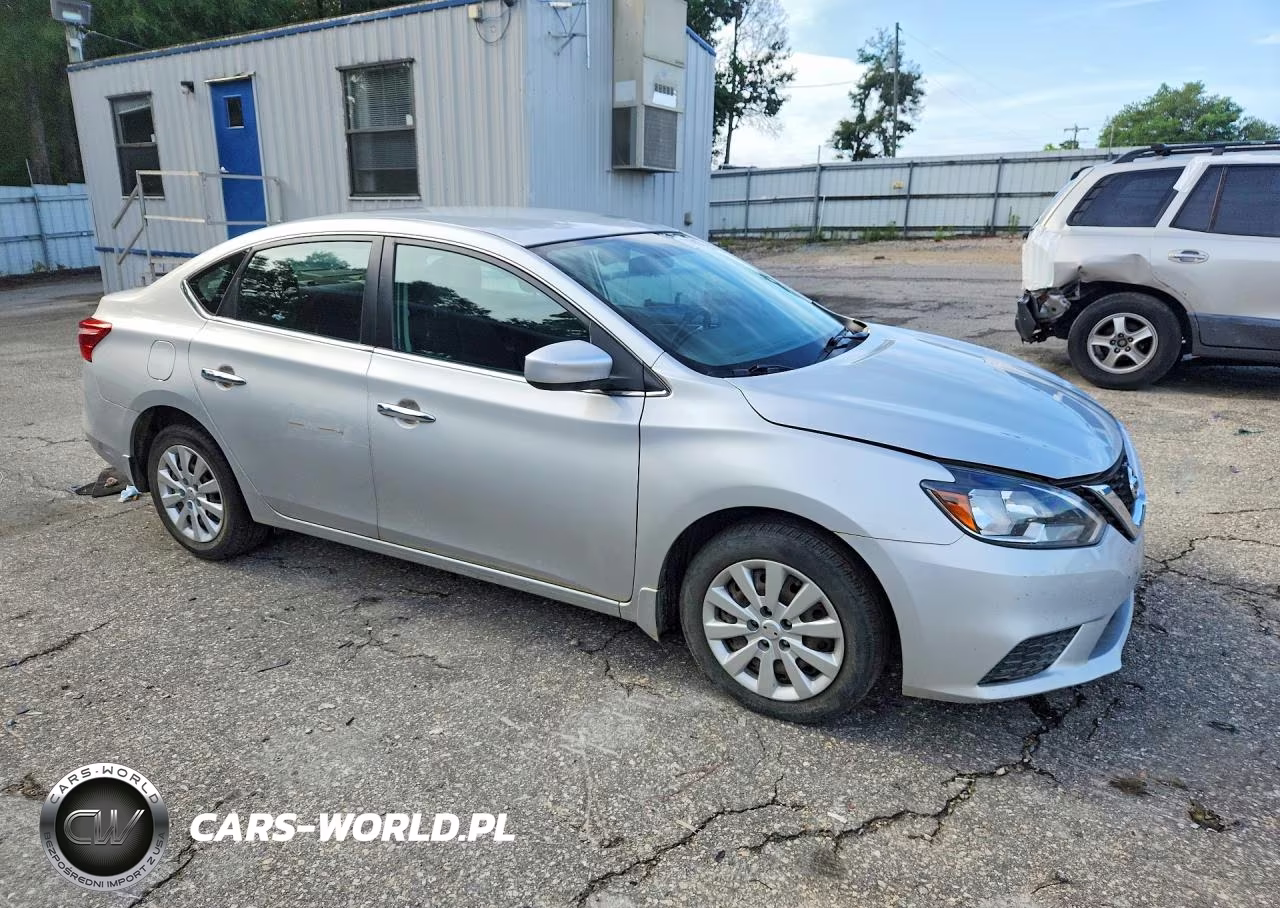 2017 Nissan Sentra S VIN:3N1AB7AP7HY347963 - 4