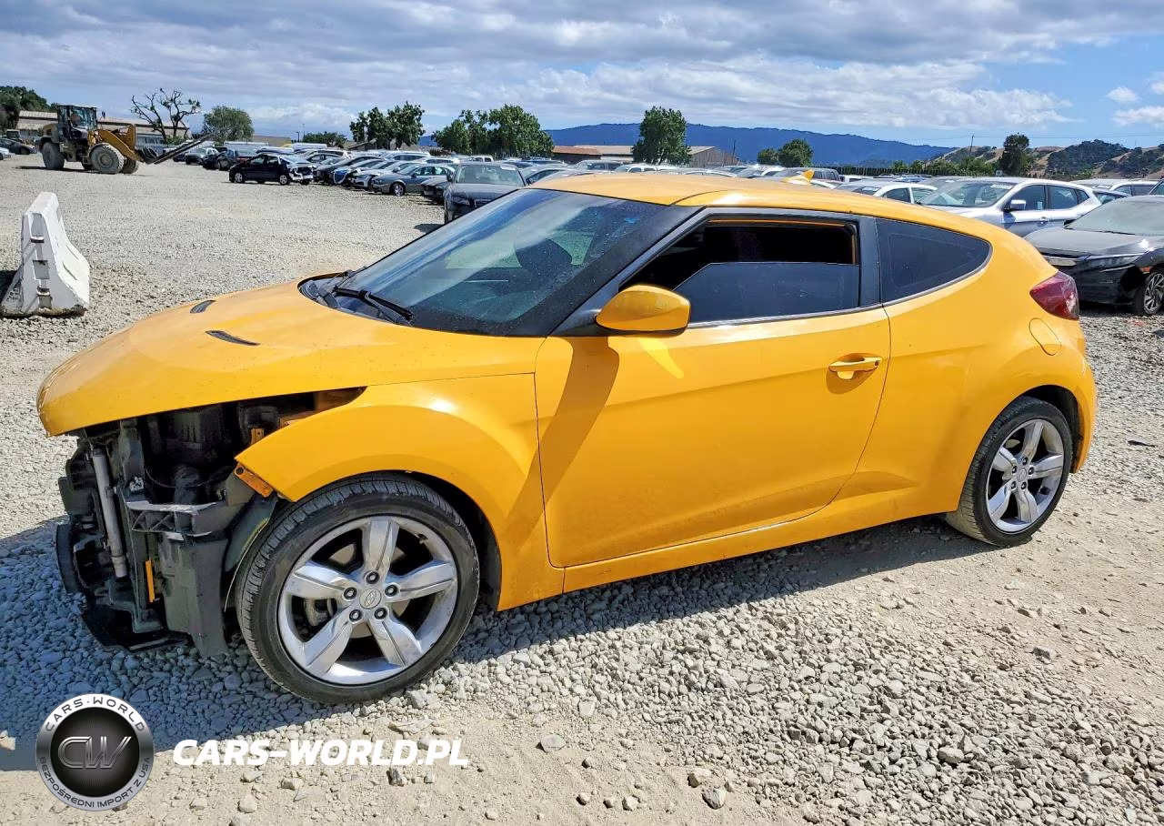 2015 Hyundai Veloster Base