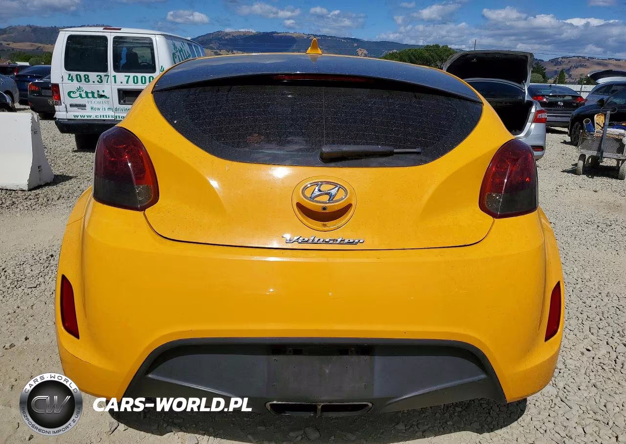 2015 Hyundai Veloster Base VIN:KMHTC6AD4FU228525 - 6