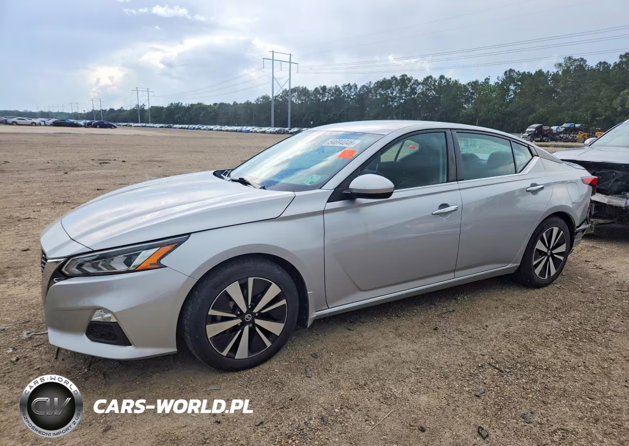 2021 Nissan Altima Sv