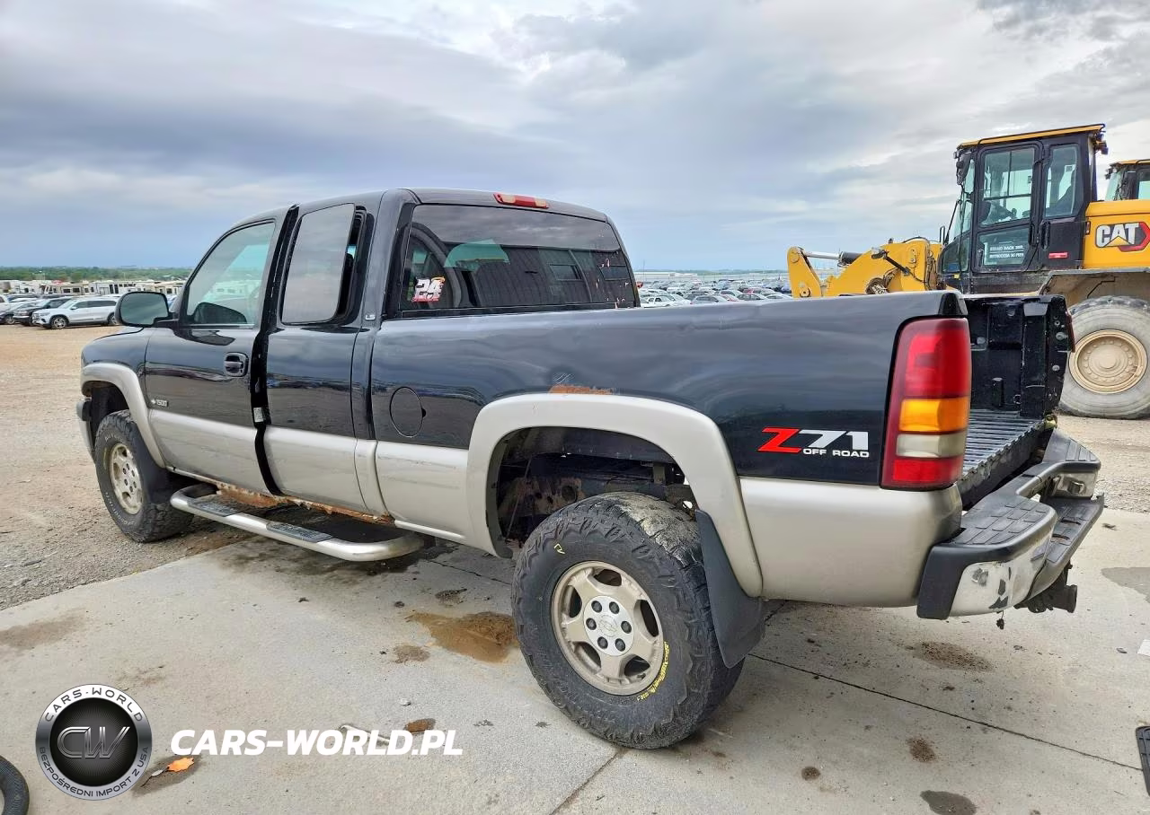 2000 Chevrolet Silverado K1500 VIN:2GCEK19T7Y1383390 - 2