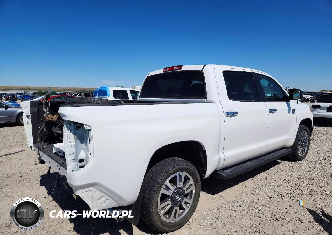 2018 Toyota Tundra 1794 Edition VIN:5TFAY5F12JX714098 - 3