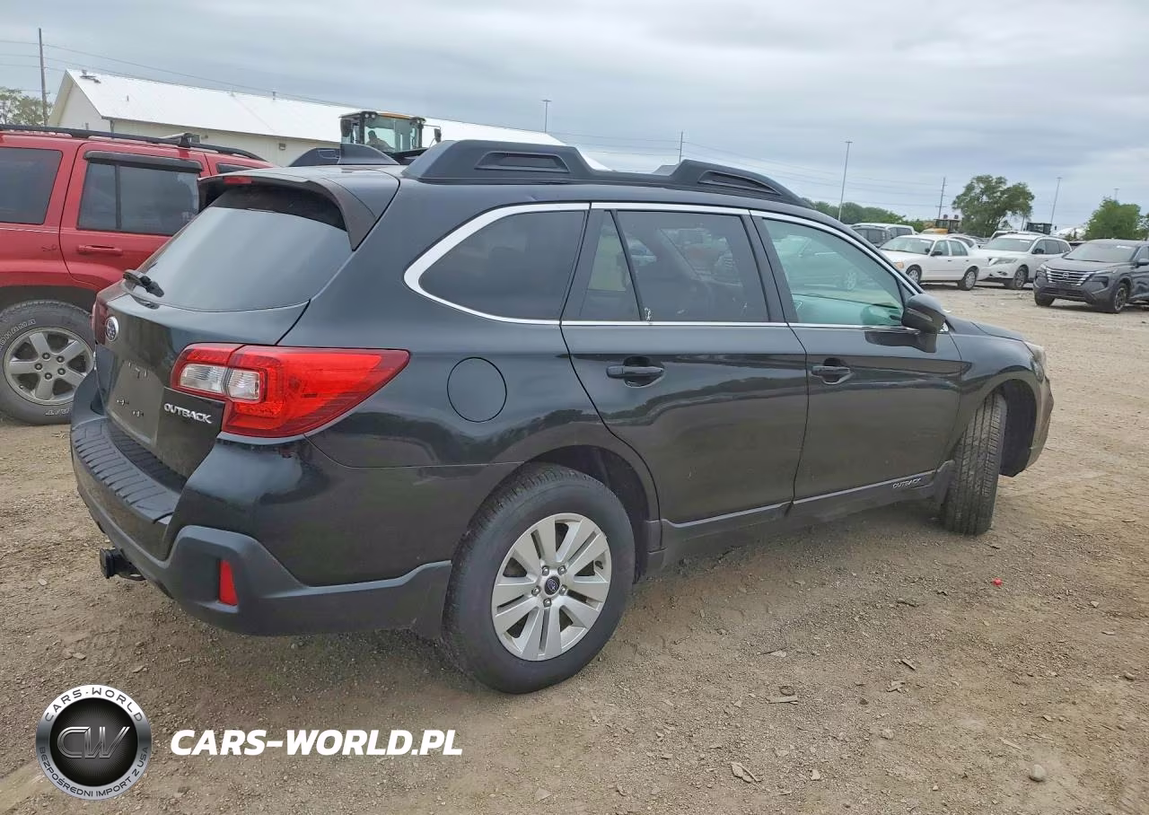 2018 Subaru Outback 2.5I Premium VIN:4S4BSAFC3J3291759 - 3