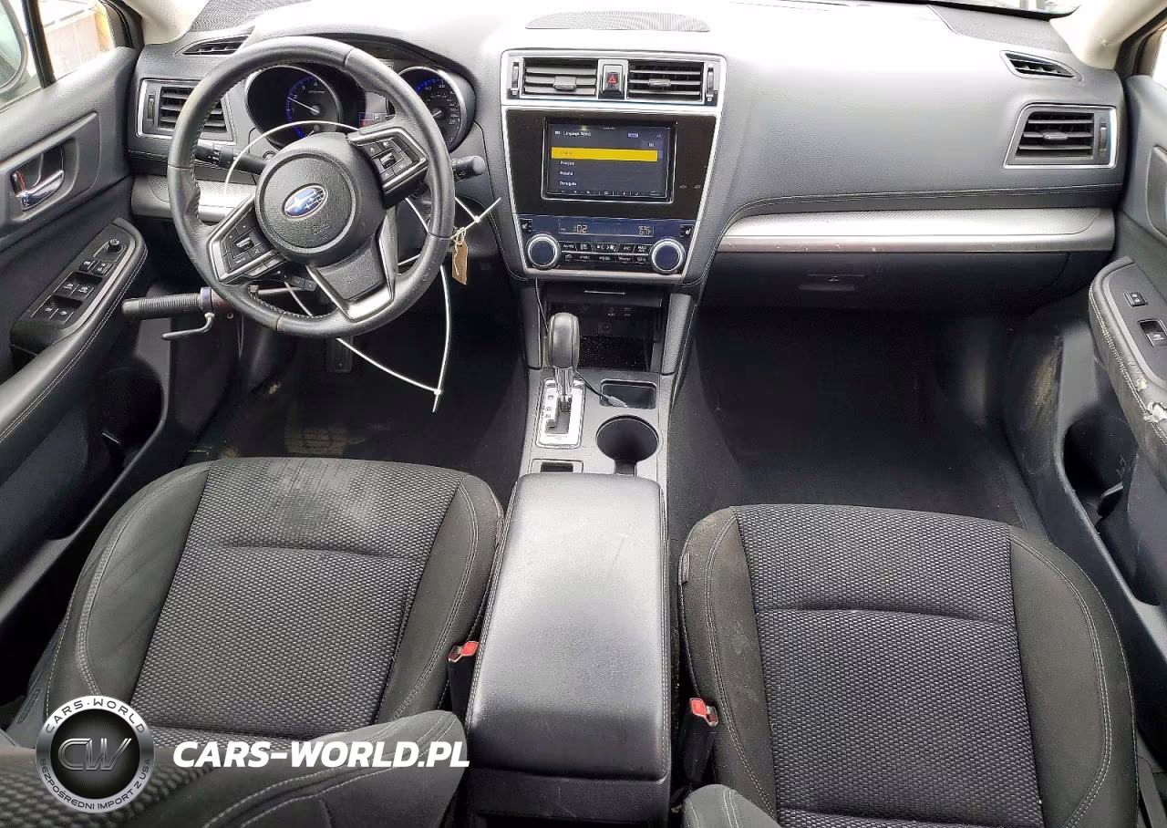 2018 Subaru Outback 2.5I Premium VIN:4S4BSAFC3J3291759 - 8