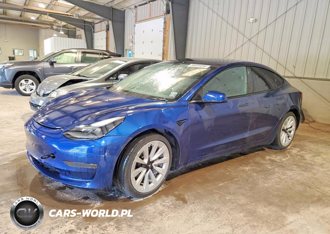 2022 Tesla Model 3 – zdjęcie 1 z 12