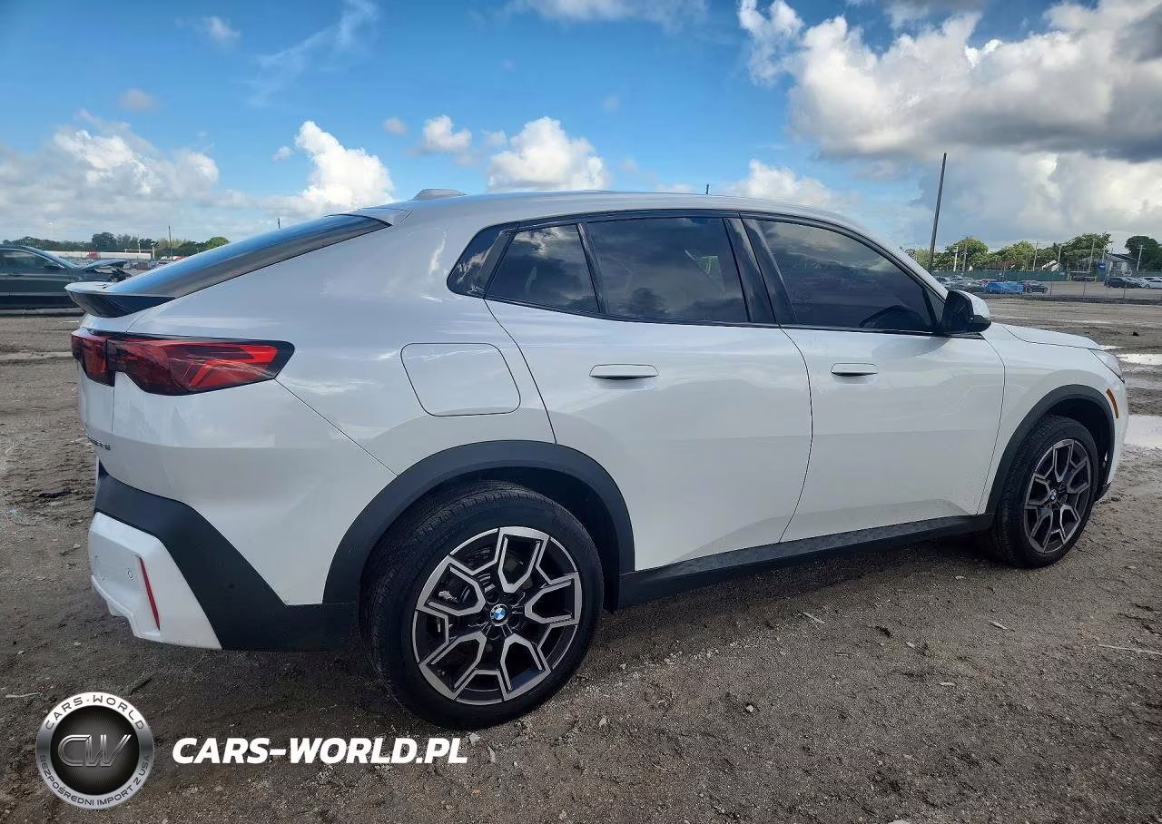 2026 BMW X2 xDrive28I VIN:WBX63GM01T5490950 - 3