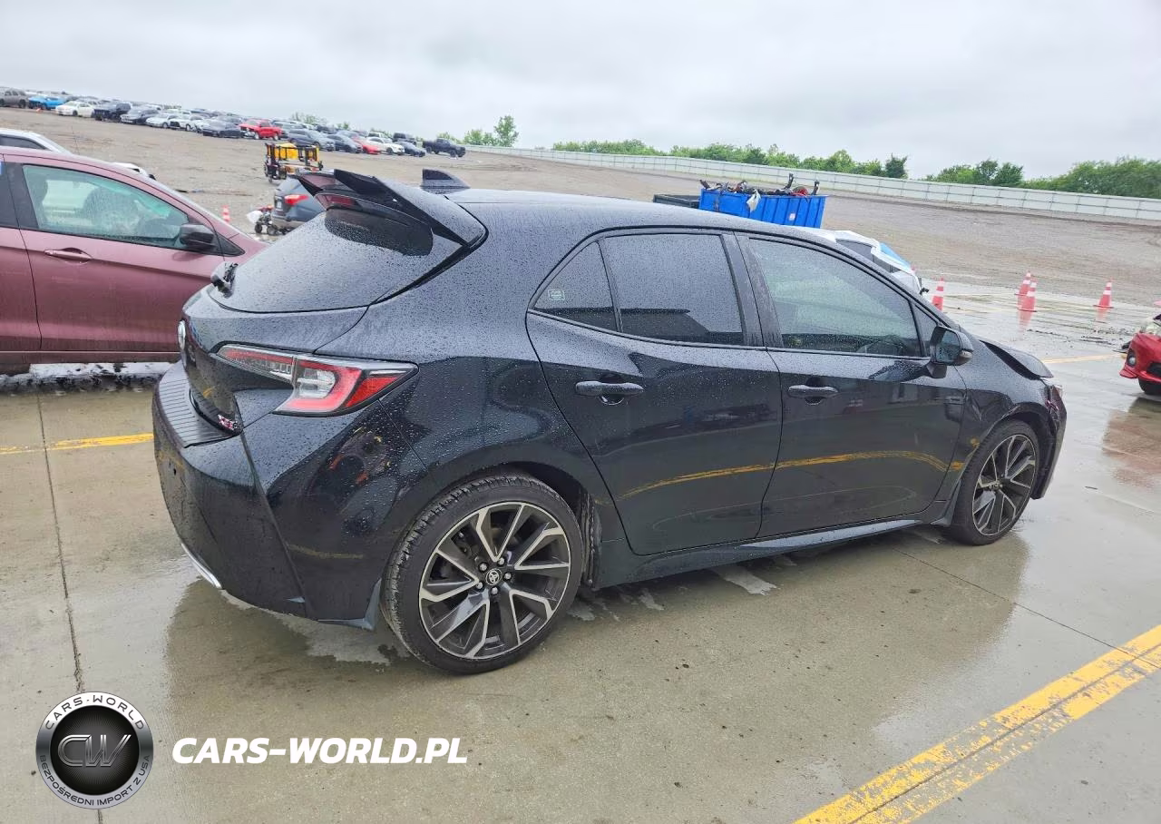 2019 Toyota Corolla Hatchback Xse VIN:JTNK4RBE7K3048781 - 3