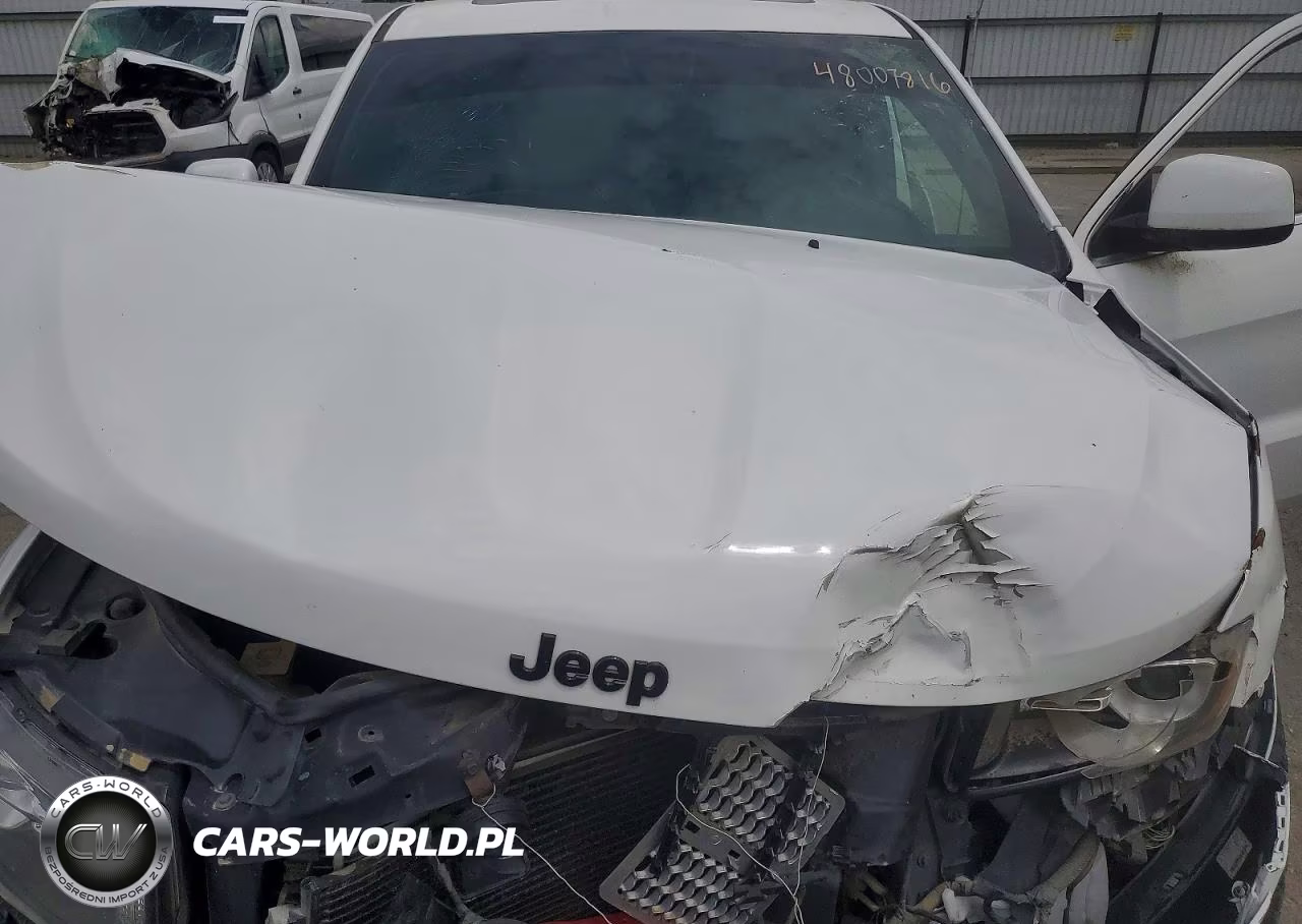 2015 Jeep Grand Cherokee Laredo VIN:1C4RJEAG7FC198953 - 11