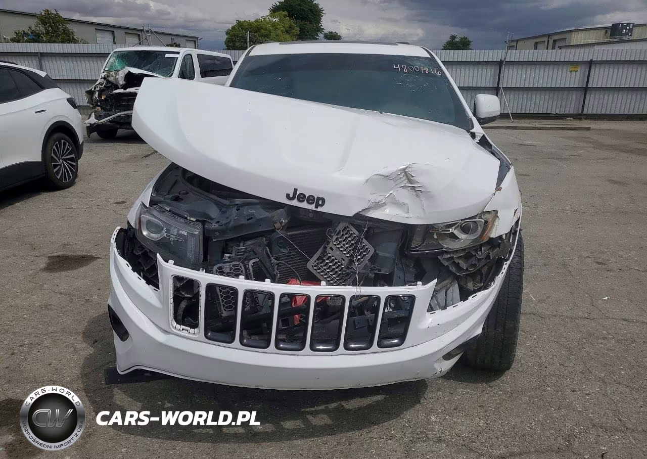 2015 Jeep Grand Cherokee Laredo VIN:1C4RJEAG7FC198953 - 5