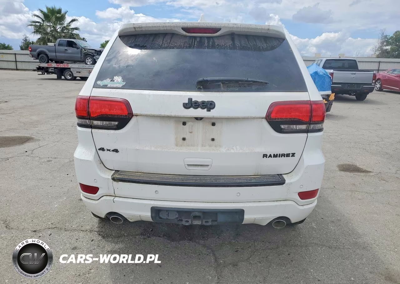 2015 Jeep Grand Cherokee Laredo VIN:1C4RJEAG7FC198953 - 6