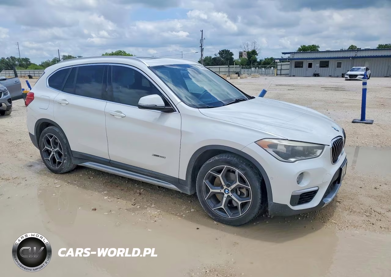 2017 BMW X1 xDrive28I VIN:WBXHT3C31H5F71759 - 4