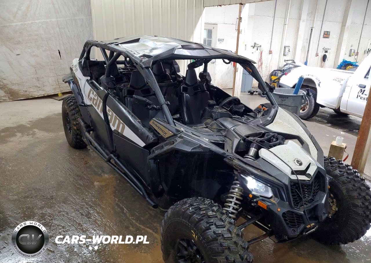 2023 Can-Am Maverick X3 Utility Vehicle VIN:3JBVMAY40PE002245 - 9