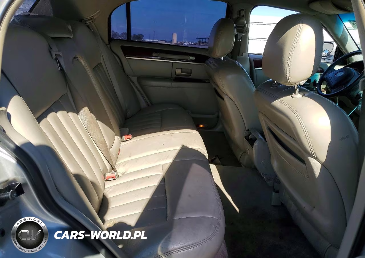 2003 Lincoln Town Car Executive VIN:1LNHM81W13Y655536 - 10