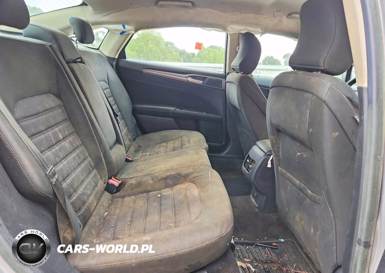 2019 Ford Fusion Se VIN:3FA6P0LU4KR274220 - 10