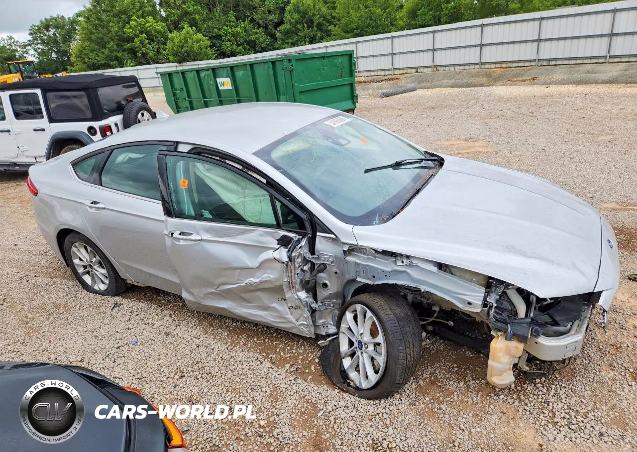 2019 Ford Fusion Se VIN:3FA6P0LU4KR274220 - 4