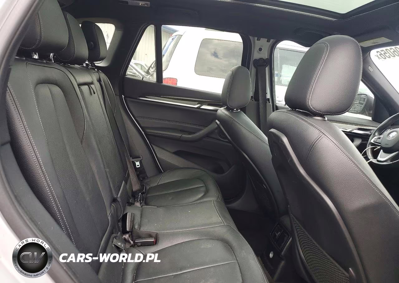 2016 BMW X1 xDrive28I VIN:WBXHT3C31GP886321 - 11