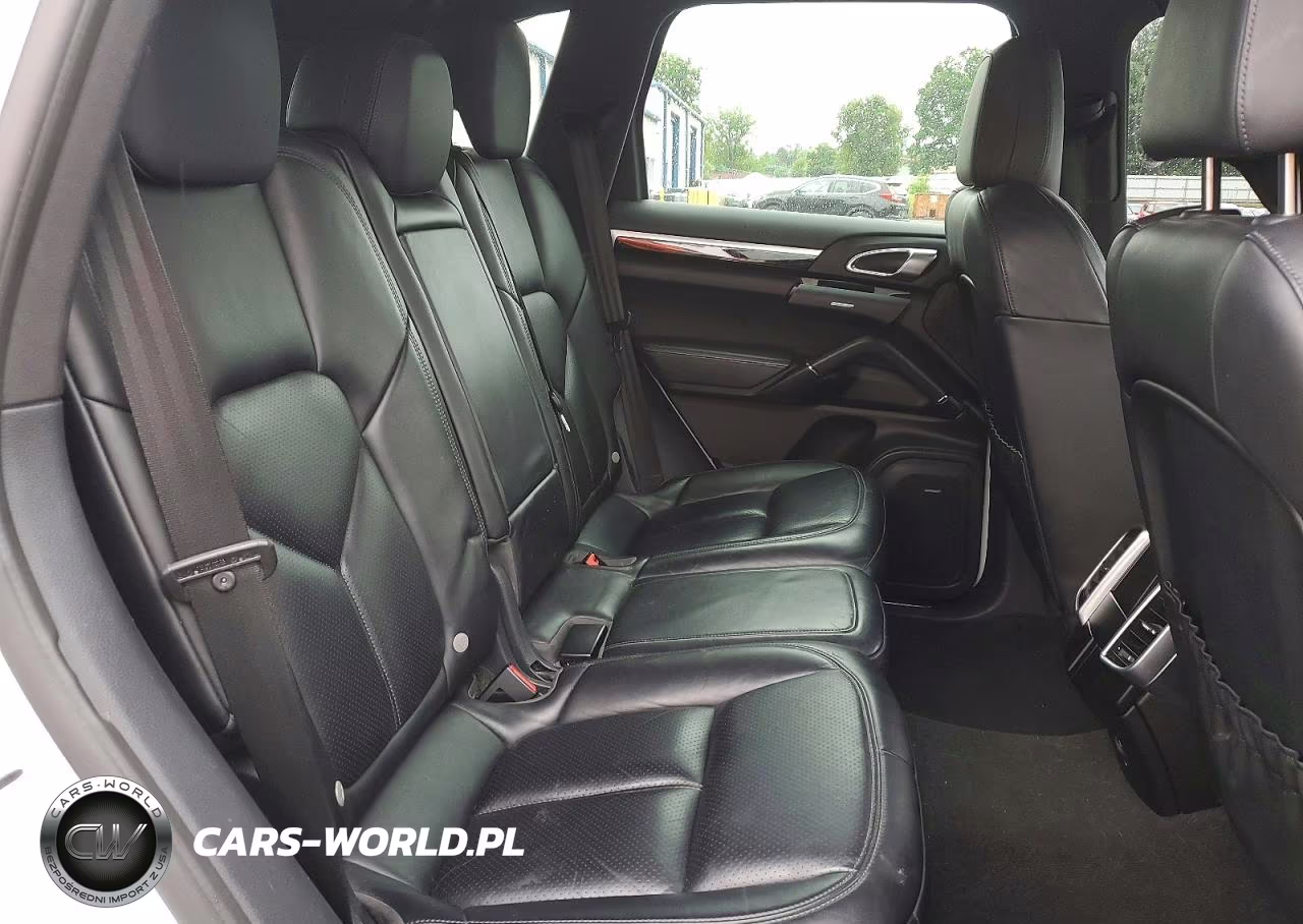 2016 Porsche Cayenne VIN:WP1AA2A2XGKA37972 - 11