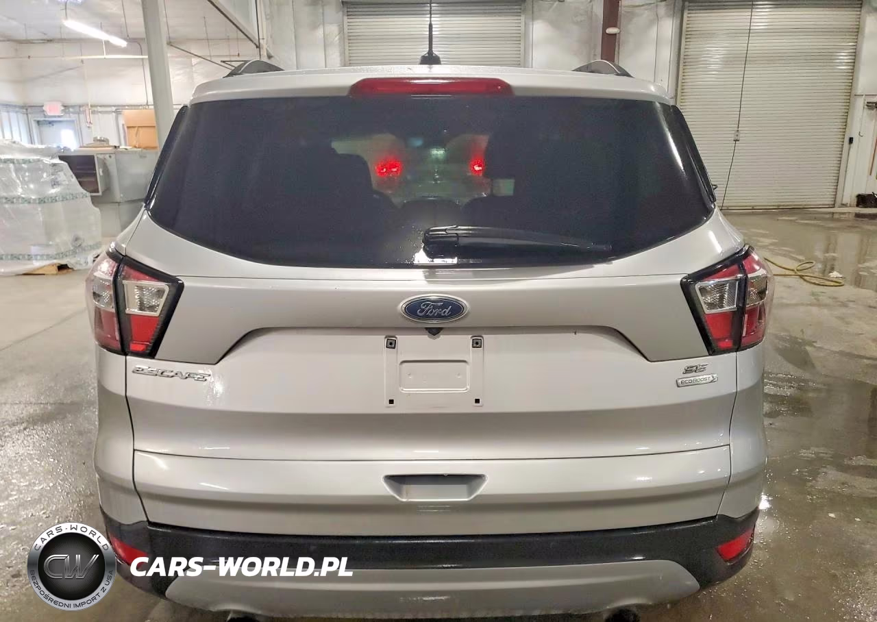2017 Ford Escape Se VIN:1FMCU0GD7HUC37952 - 6