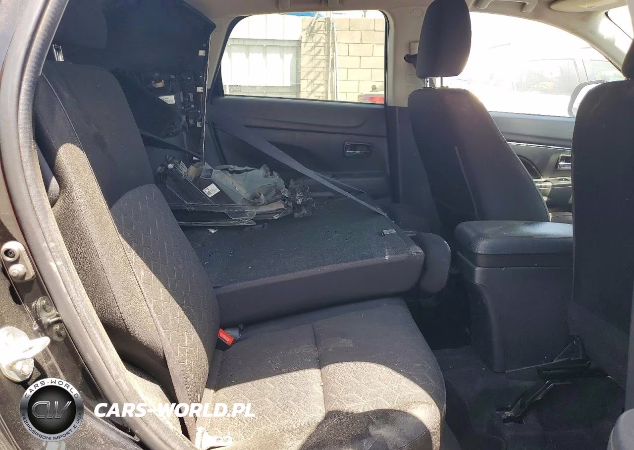 2021 Mitsubishi Outlander Sport Es VIN:JA4APUAU4MU016896 - 11