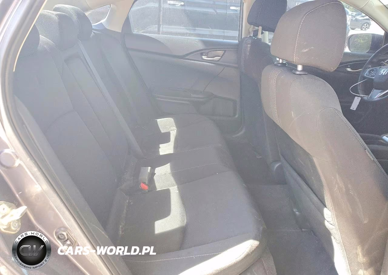 2018 Honda Civc VIN:19XFC2F72JE030143 - 10