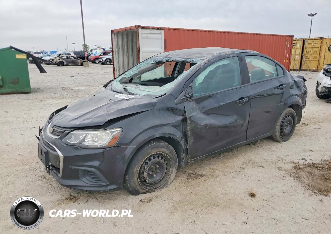 2017 Chevrolet Sonic Ls – zdjęcie 1 z 14